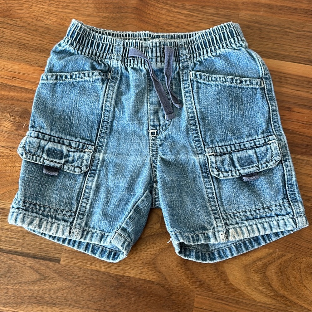 Janie and Jack distressed Jean shorts